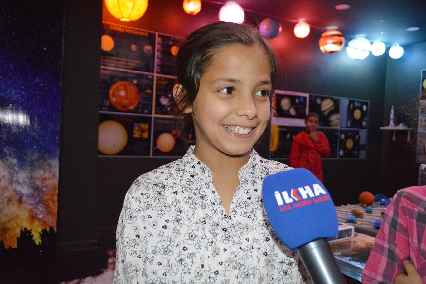 Öğrenciler “Uzay ve Astronomi Dersliği” sınıfının heyecanını yaşadı Öğrenciler “Uzay ve Astronomi Dersliği” sınıfının heyecanını yaşadı